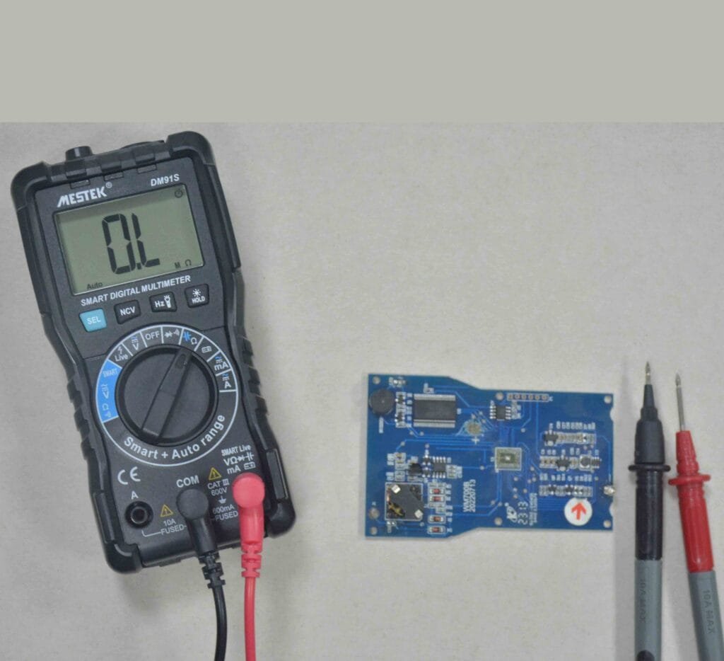 This diagram shows how to properly test a circuit with a multimeter and how to measure resistance with a multimeter.